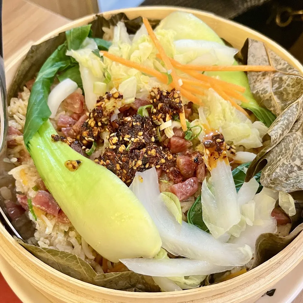 臘腸糯米包仔飯